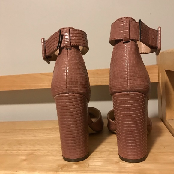 ☀️ 🌻 NEW! Call It Spring Jonieb Block Heels - Picture 4 of 12